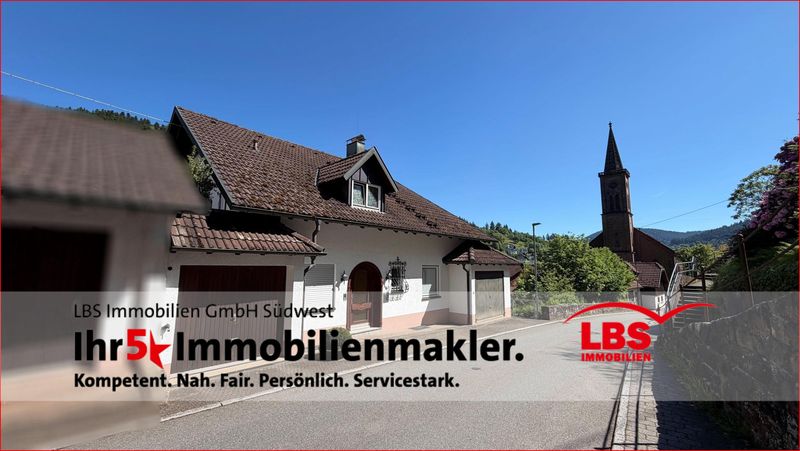 Charmantes Einfamilienhaus mit Einliegerwohnung
